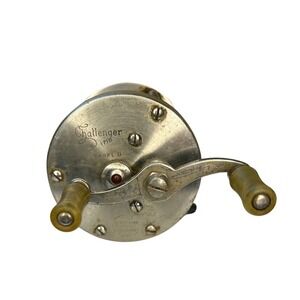 Vintage Kalamazoo Tackle Company-Challenger 1718 Model D Fishing Reel